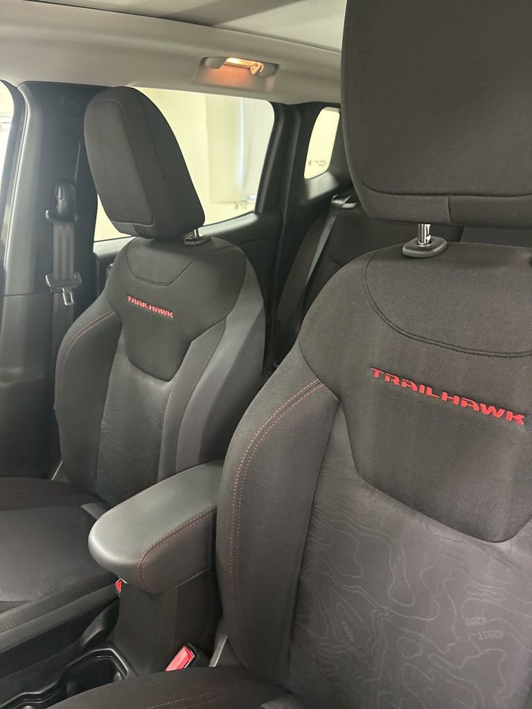 Used 2023 Jeep Renegade Trailhawk w/ Sun/Sound Group image 15