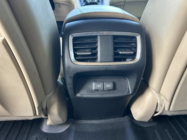 Used 2020 Acura RDX w/ Technology Package FWD image 32