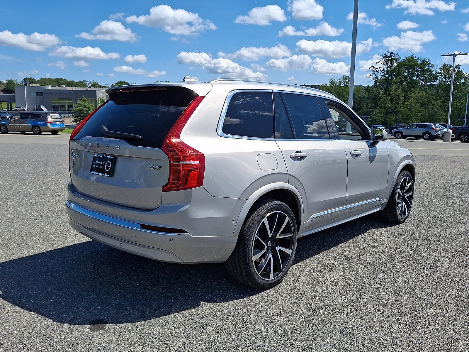 Used 2024 Volvo XC90 B5 Plus AWD/4WD image 7