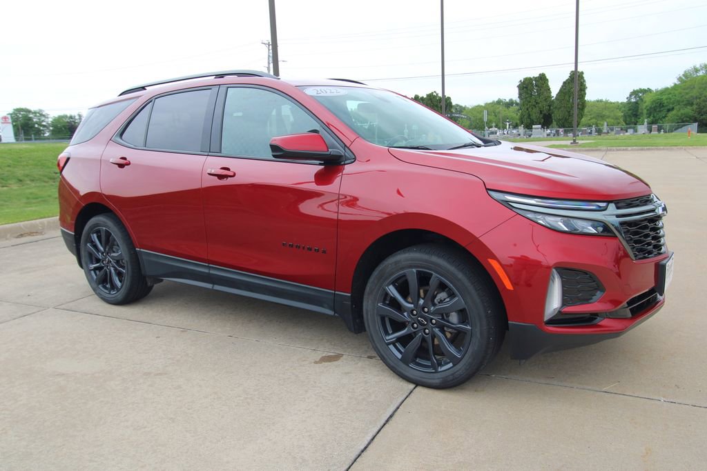 Used 2022 Chevrolet Equinox RS AWD/4WD image 3