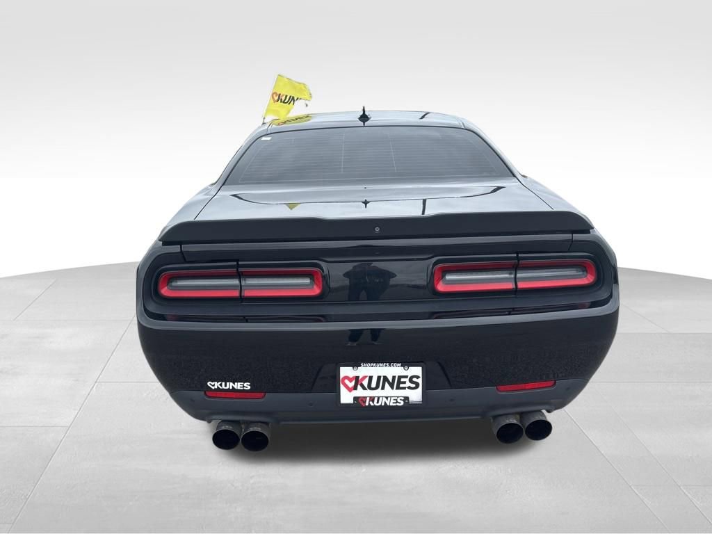 Used 2015 Dodge Challenger R/T Scat Pack RWD image 7