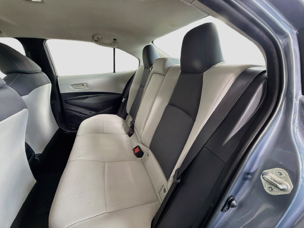 Used 2022 Toyota Corolla LE FWD image 23