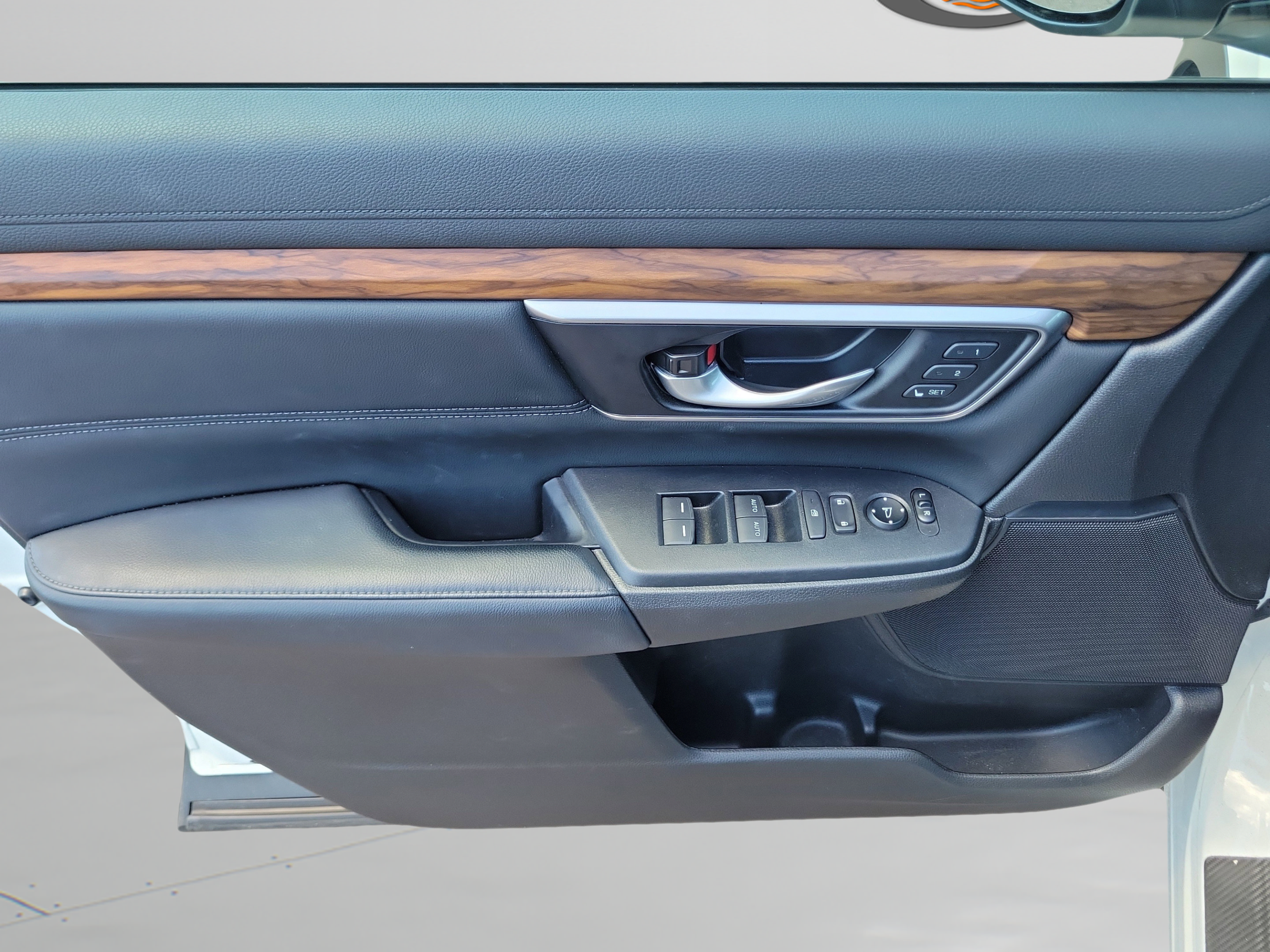 Used 2021 Honda CR-V Touring image 23