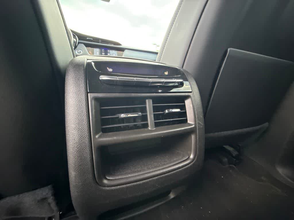 Used 2024 Cadillac XT5 Premium Luxury w/ LPO, Floor Liner Package AWD/4WD image 19