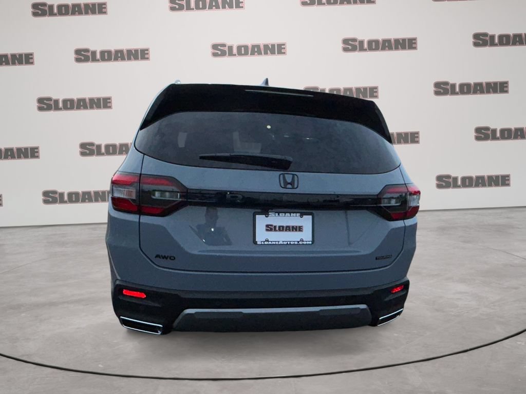 New 2026 Honda Pilot Touring image 8