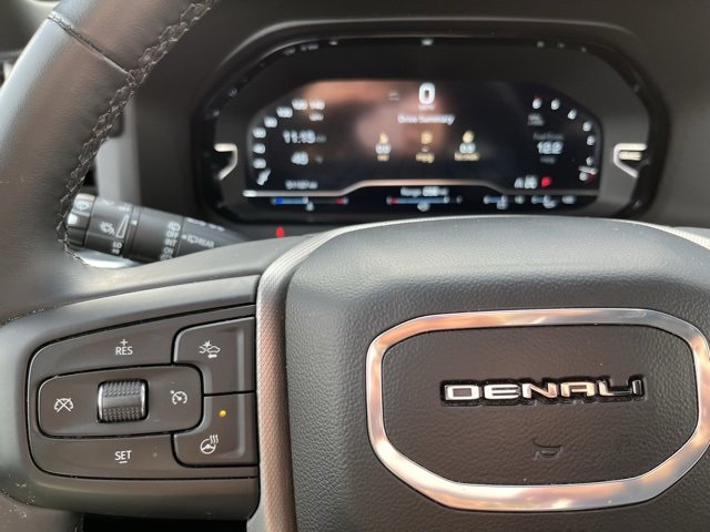 Used 2024 GMC Yukon Denali image 24