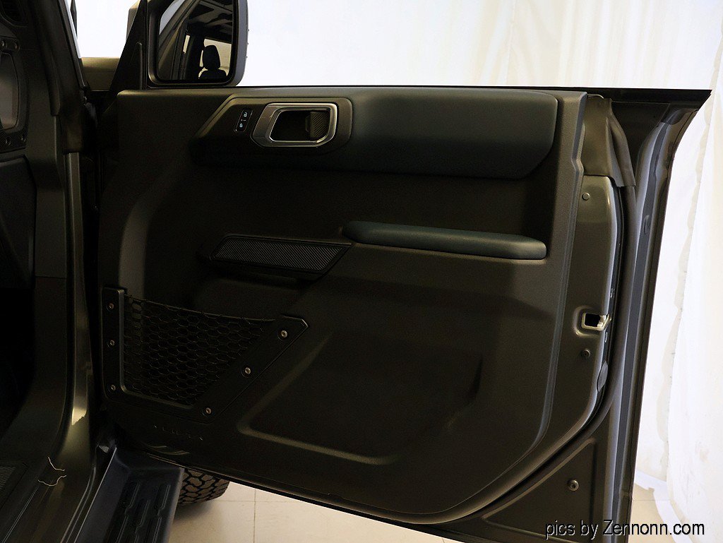 Used 2025 Ford Bronco Heritage Edition AWD/4WD image 37