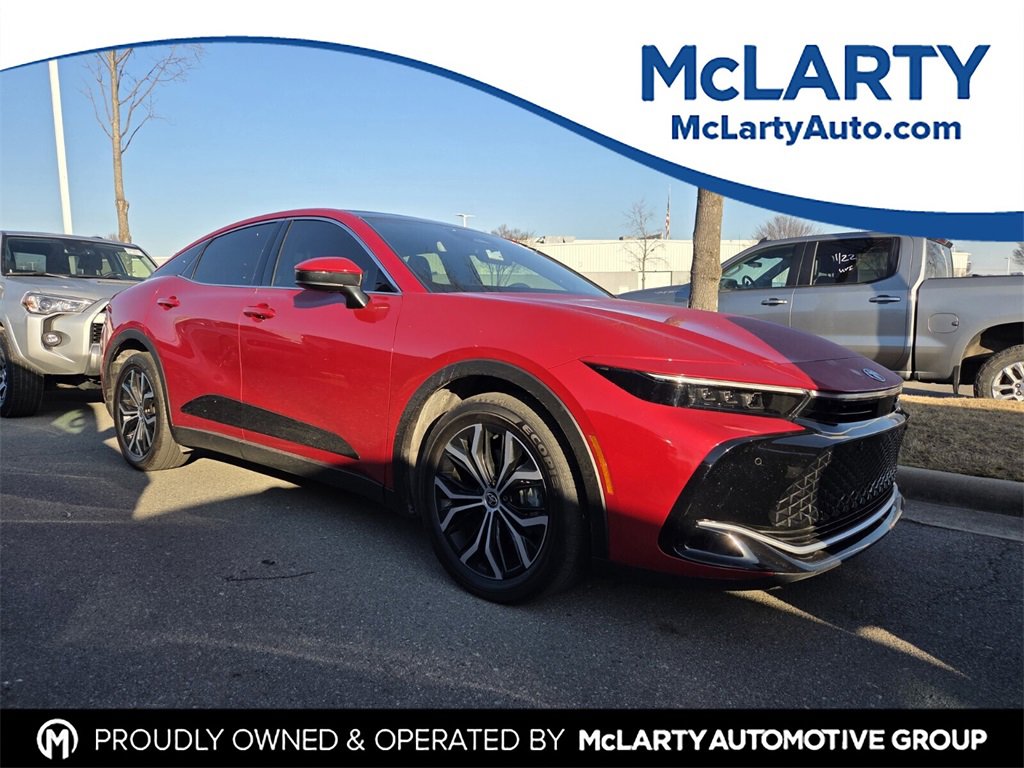 Used 2024 Toyota Crown Limited video 1