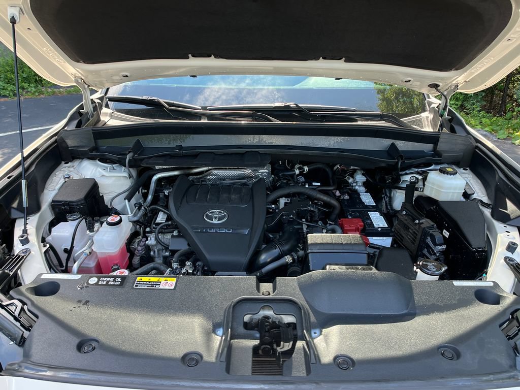 Certified 2024 Toyota Grand Highlander AWD image 23
