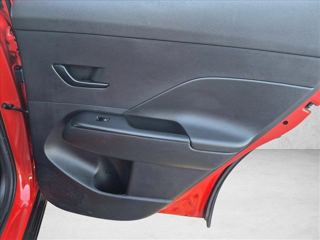 Used 2025 Hyundai Kona SEL FWD image 29