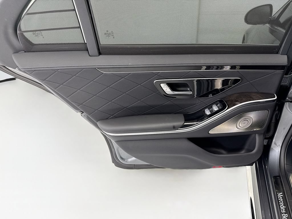 Certified 2025 Mercedes-Benz S 580 4MATIC Sedan image 25