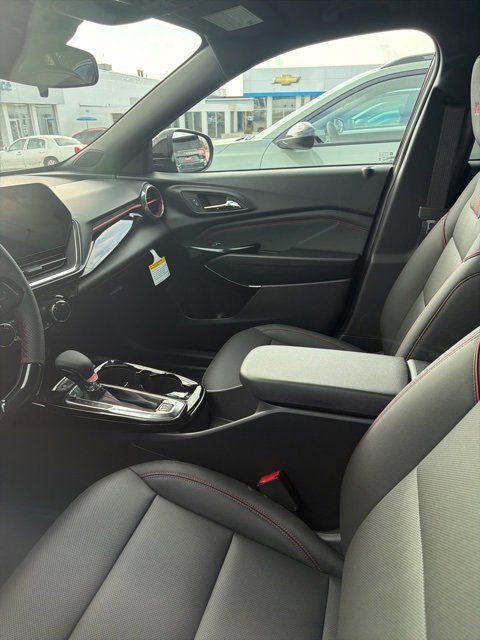 New 2026 Chevrolet Trax RS image 7