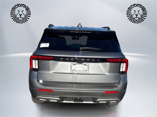 New 2026 Ford Explorer Active image 6