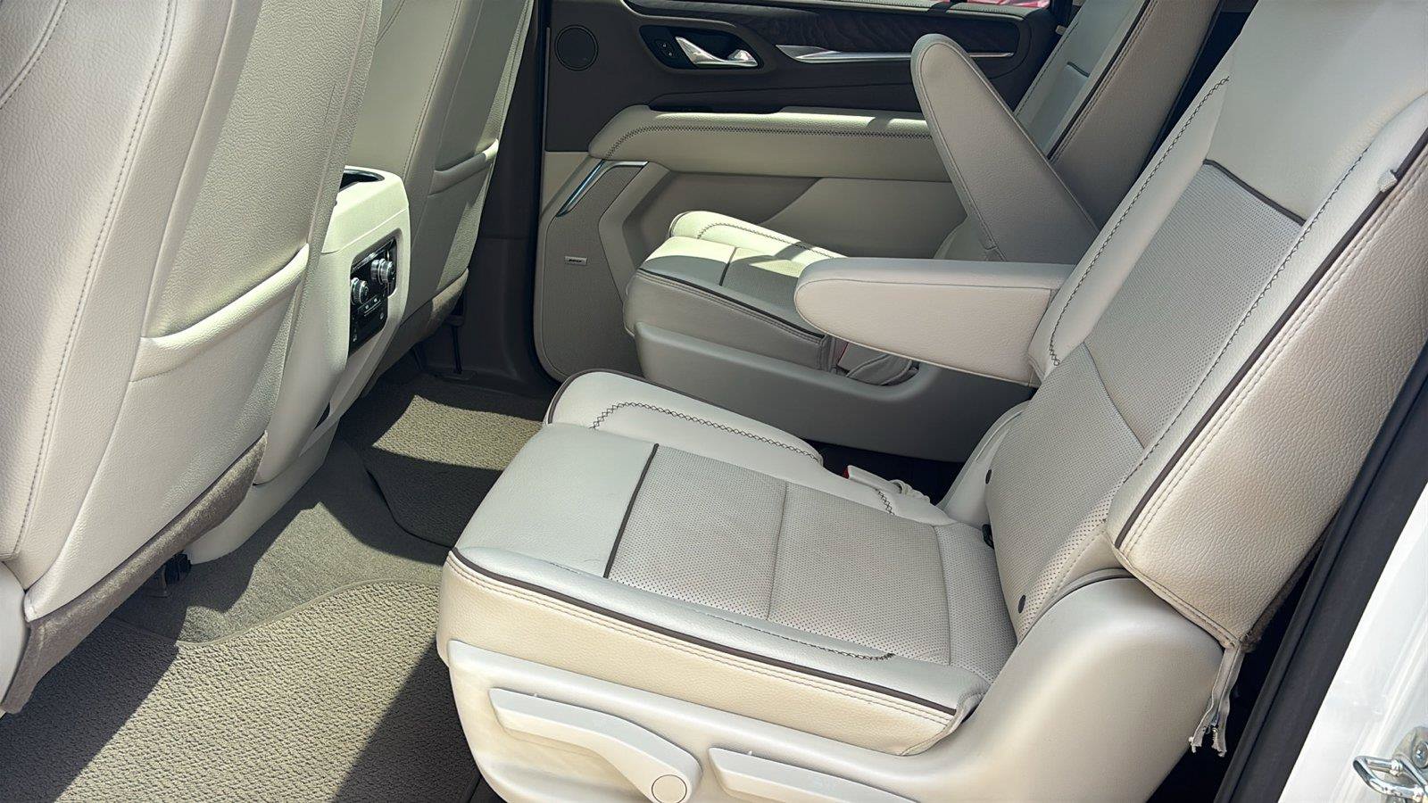 Certified 2023 GMC Yukon XL Denali RWD image 18