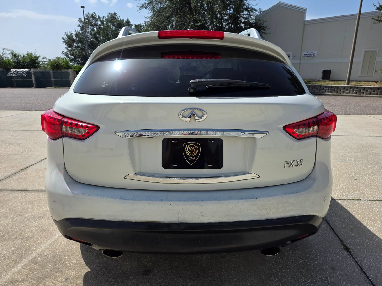 Used 2012 INFINITI FX35 2WD w/ Premium Pkg image 12