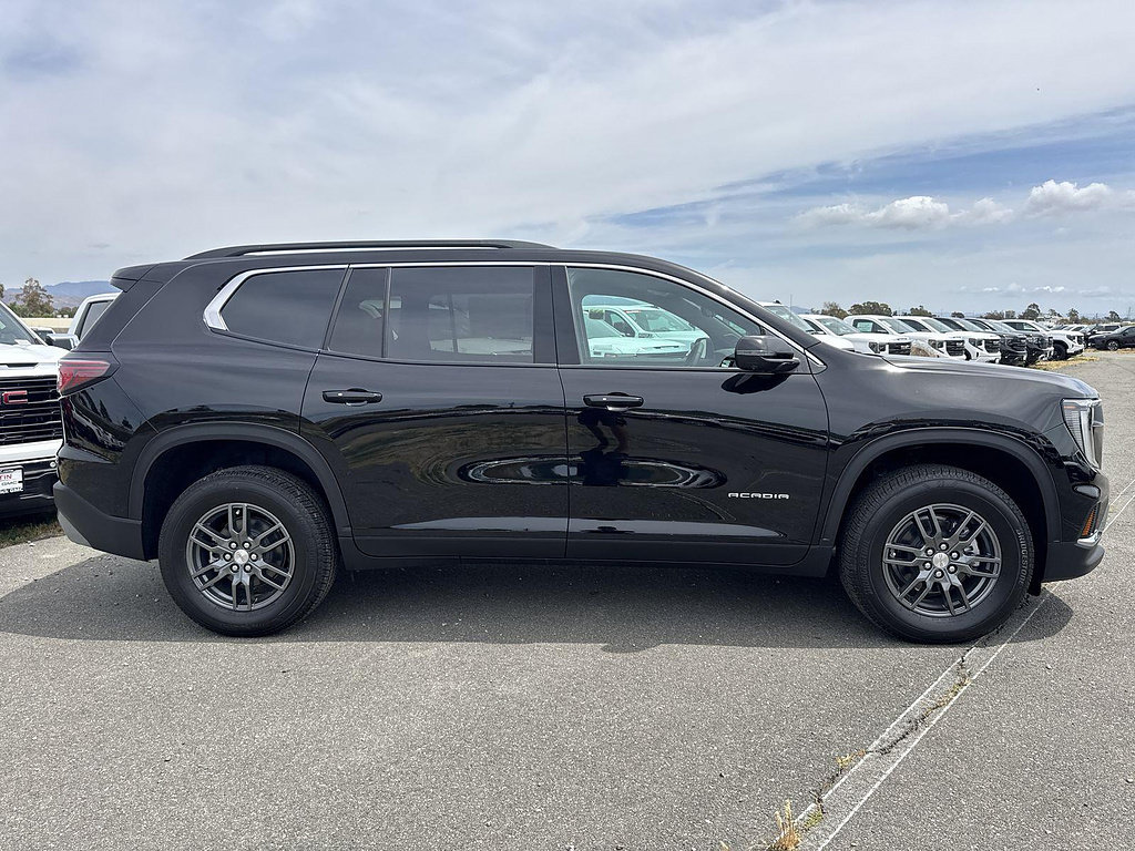 New 2026 GMC Acadia Elevation FWD image 3