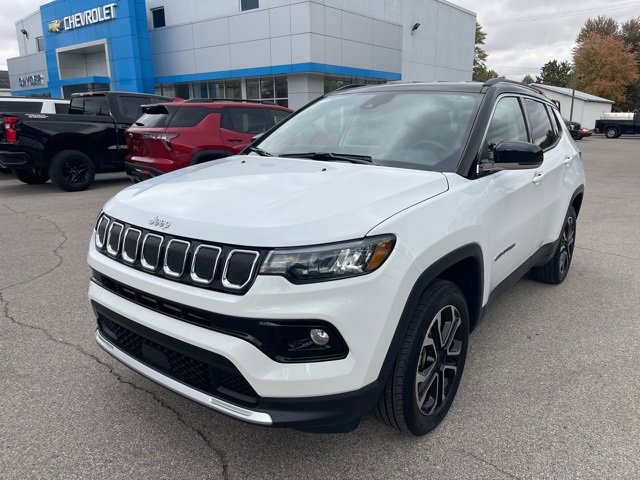 Used 2022 Jeep Compass Limited image 2