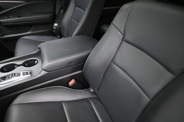 Used 2025 Honda Passport EX-L image 18