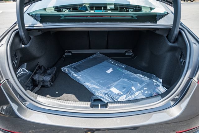 New 2026 Mercedes-Benz C 300 4MATIC Sedan image 9