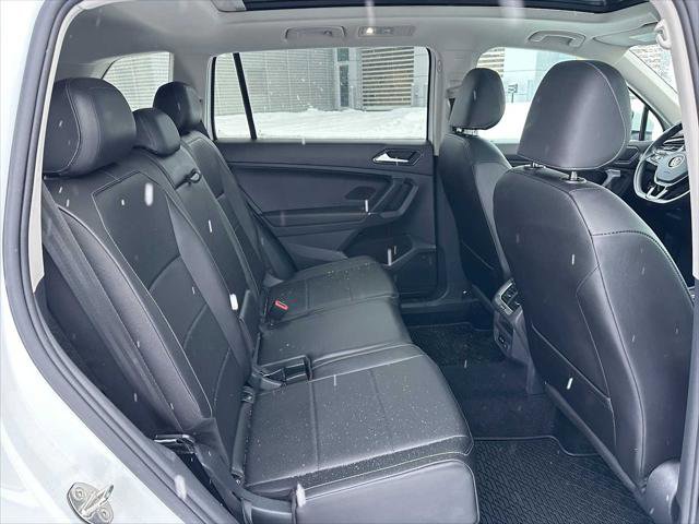 Used 2018 Volkswagen Tiguan SEL image 12