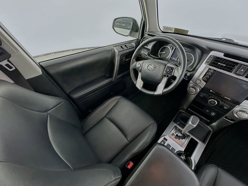 Used 2022 Toyota 4Runner TRD Sport RWD image 9