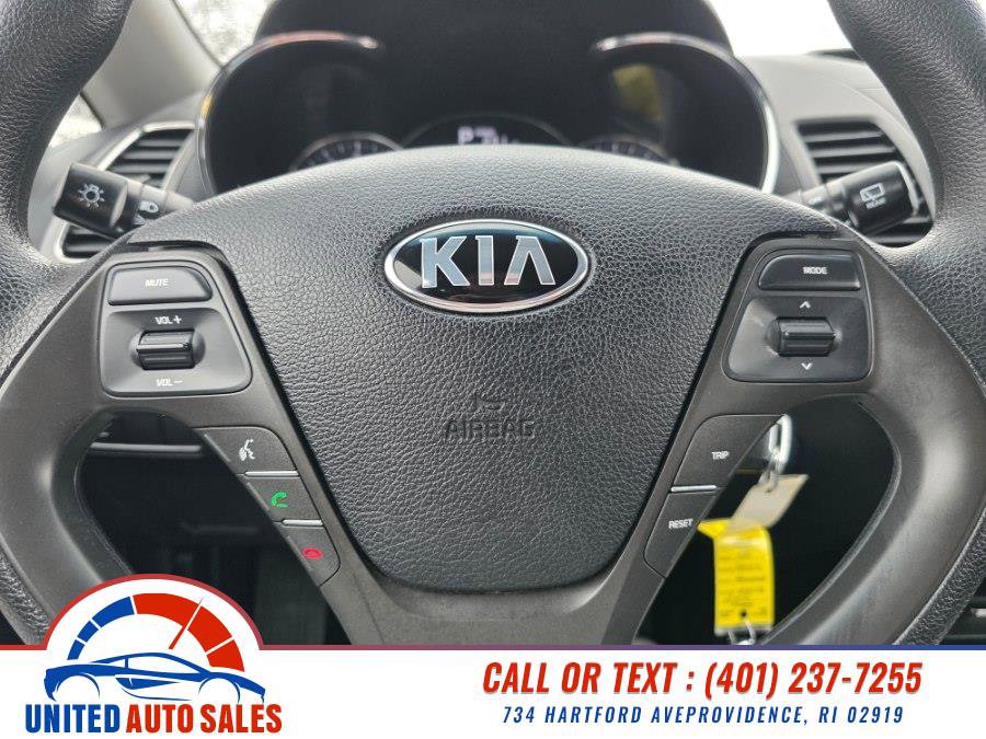 Used 2018 Kia Forte LX image 17