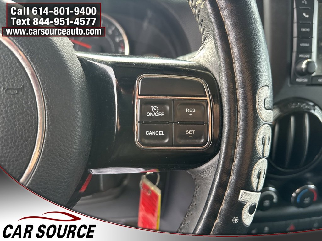Used 2014 Jeep Wrangler Unlimited Sahara image 21