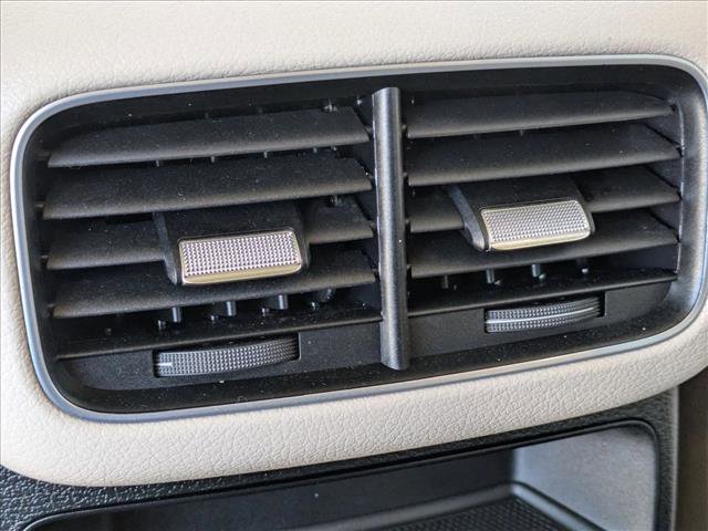 Used 2021 Mercedes-Benz GLE 350 4MATIC image 18