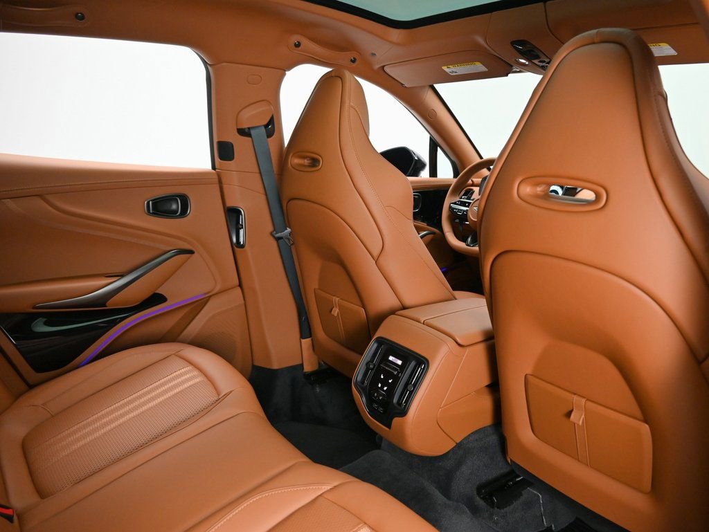 New 2026 Aston Martin DBX 707 image 13