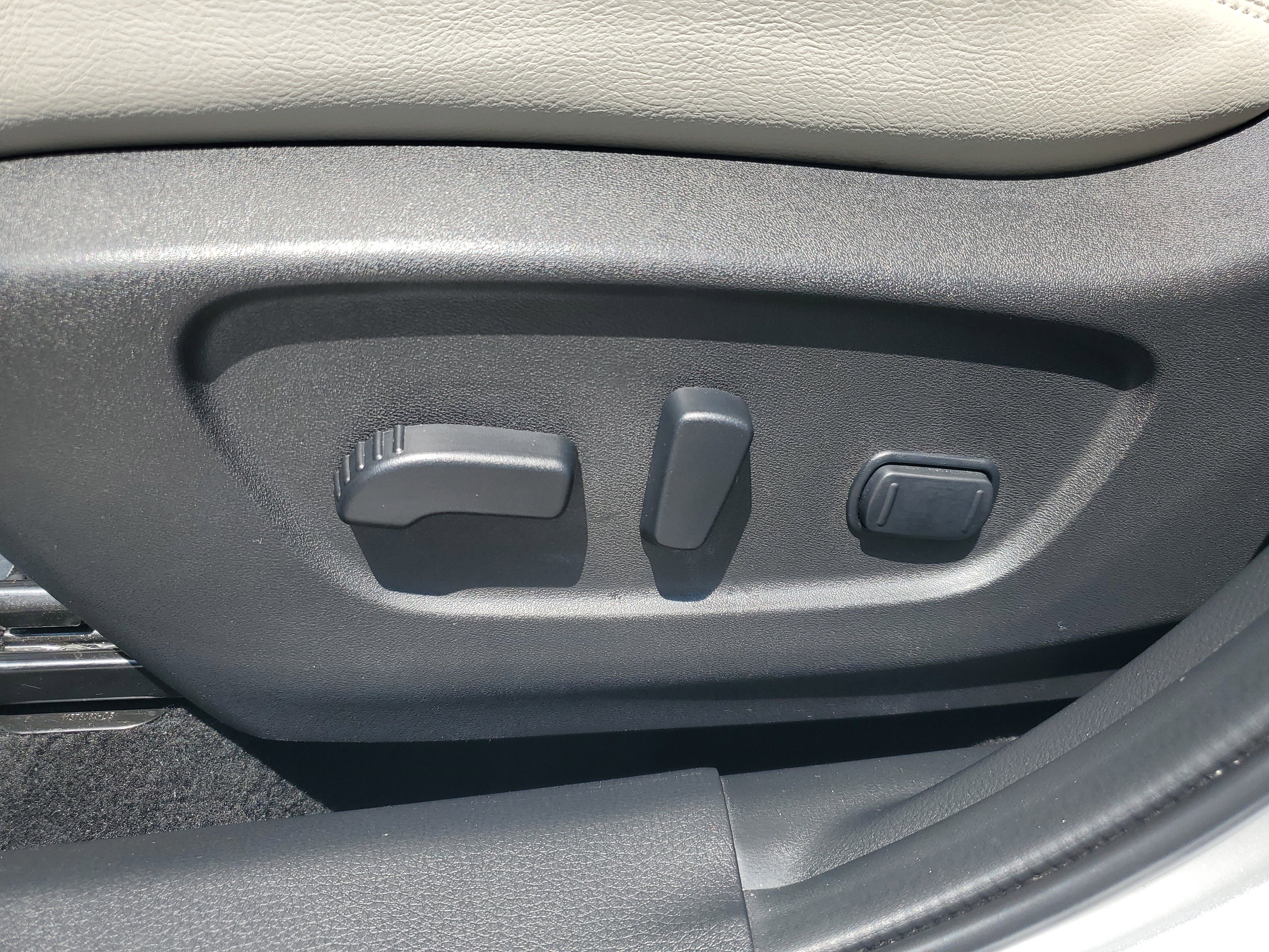 Certified 2022 Nissan Rogue Sport SV w/ Technology Package image 10