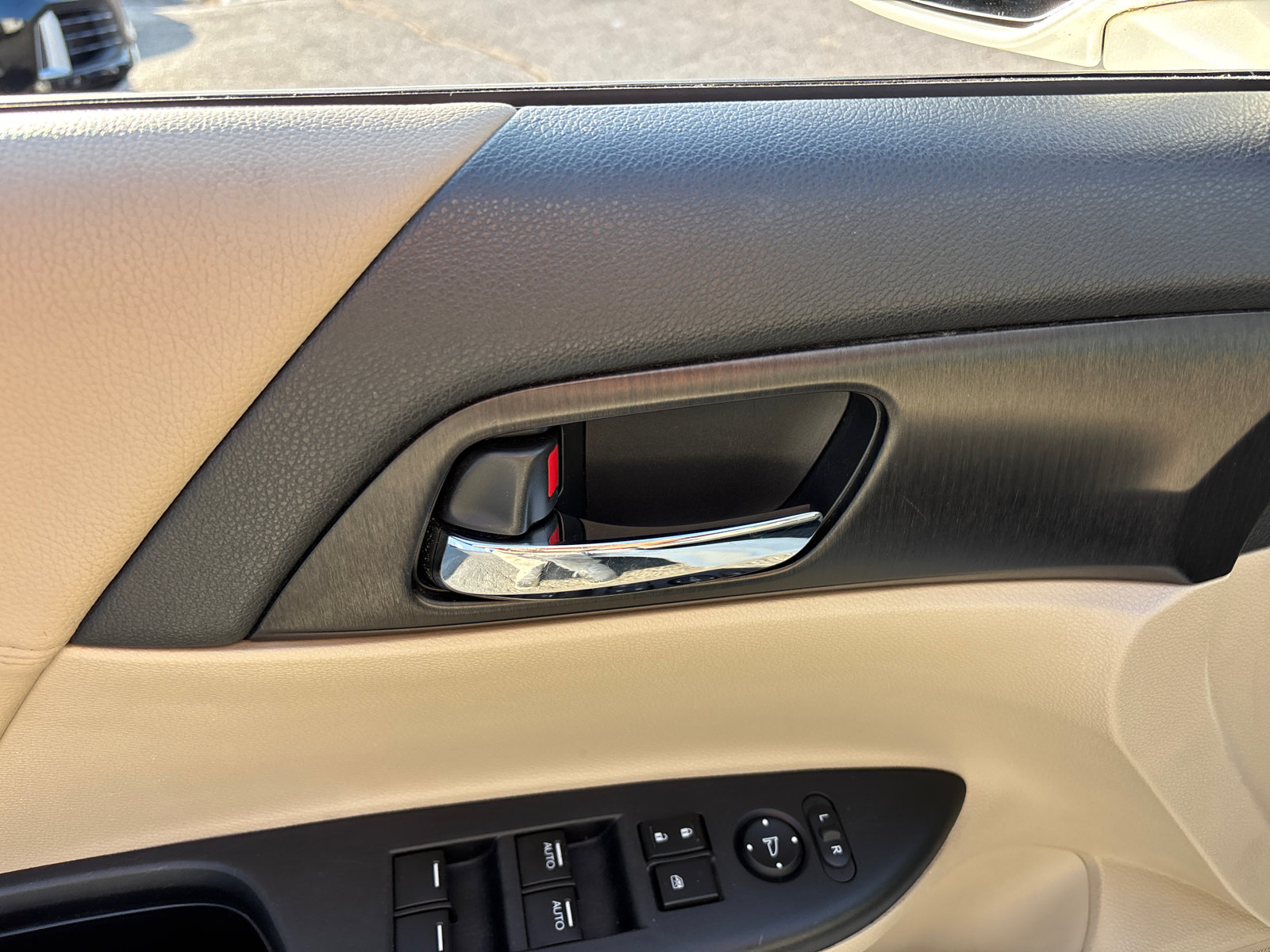 Used 2013 Honda Accord EX image 12