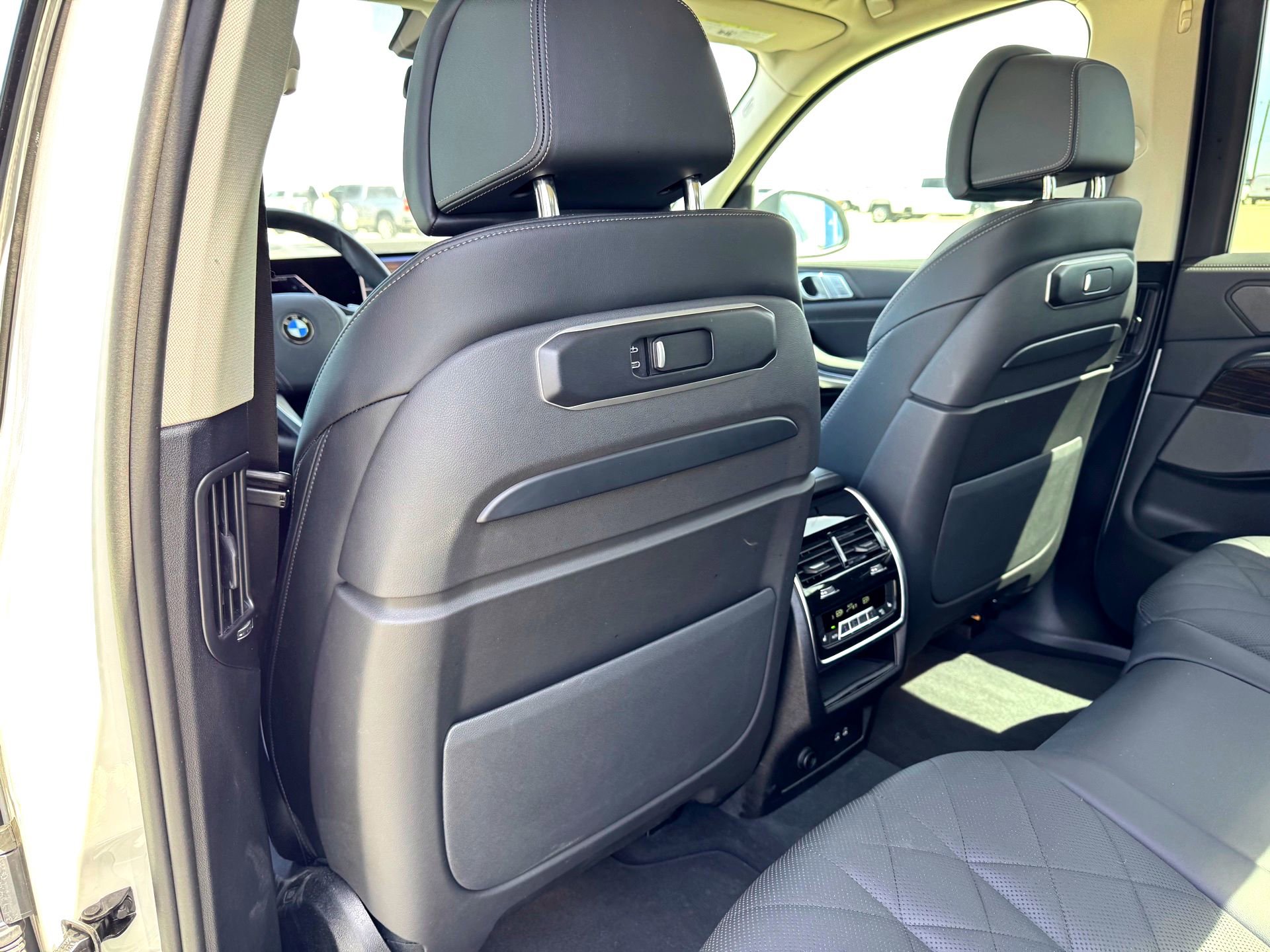 Used 2026 BMW X7 xDrive40i image 22