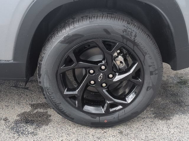 New 2026 Chevrolet Trax LT w/ Midnight Edition FWD image 33