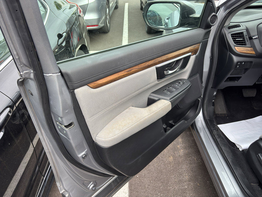 Used 2017 Honda CR-V EX image 7