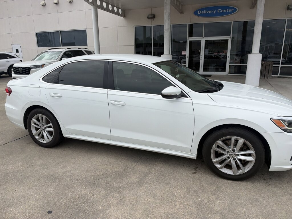 Used 2020 Volkswagen Passat 2.0T SE FWD image 10