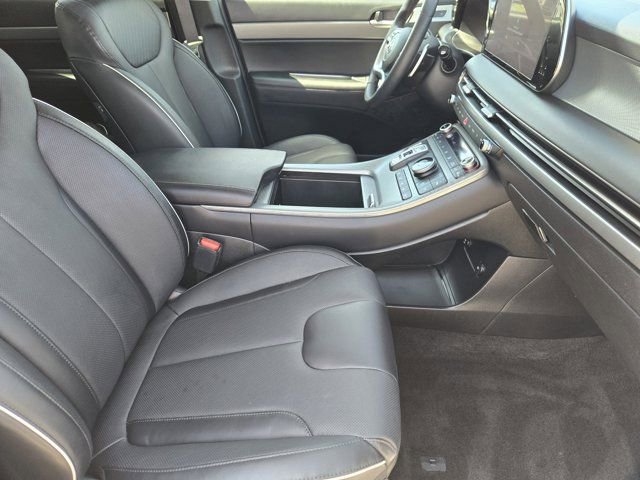 Used 2025 Hyundai Palisade SEL FWD image 13