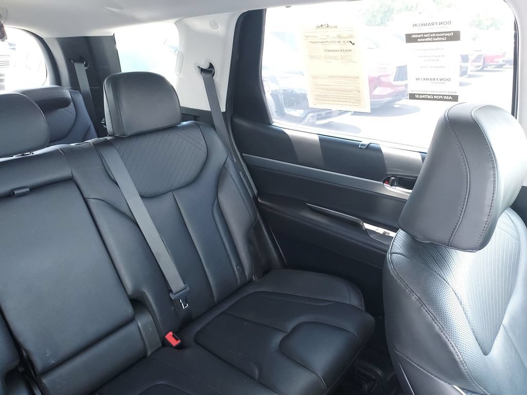 Used 2023 Hyundai Palisade SEL AWD/4WD image 14