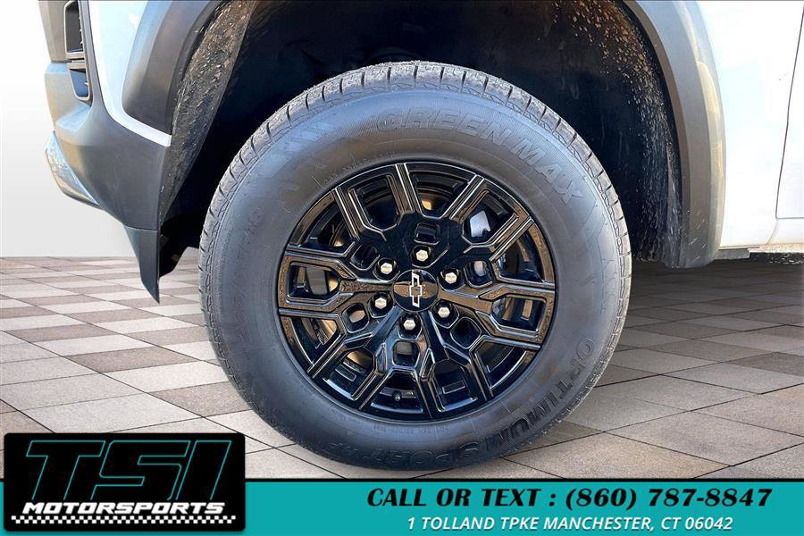 Used 2024 Chevrolet Colorado Trail Boss w/ Advanced Trailering Package image 9