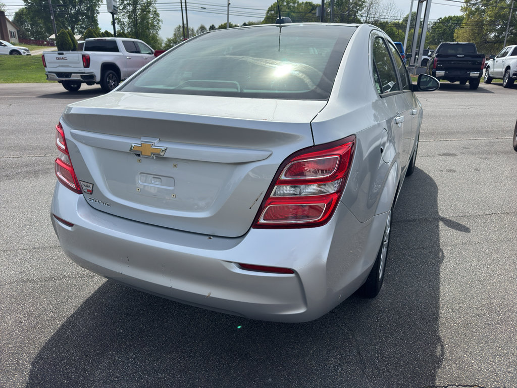 Used 2018 Chevrolet Sonic LS FWD image 5