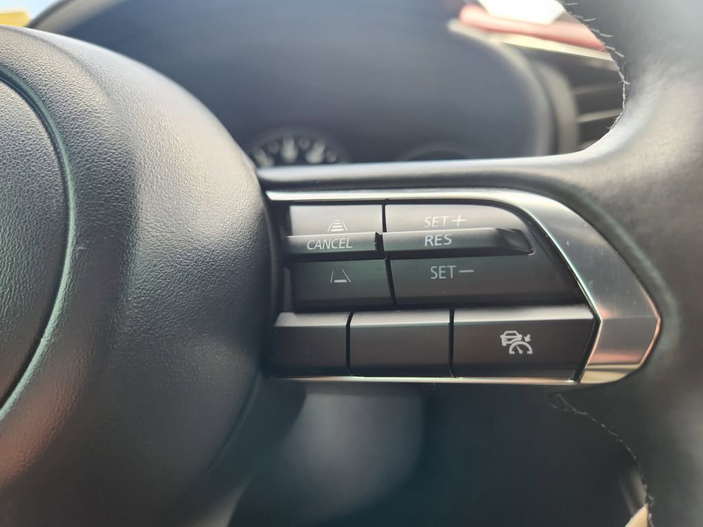 Used 2025 MAZDA MAZDA3 2.5 S Hatchback w/ Appearance Package image 15