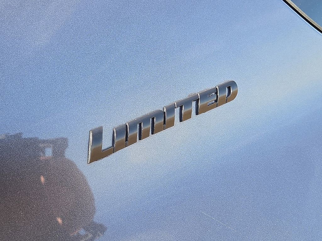 Used 2020 Toyota 4Runner Nightshade image 11