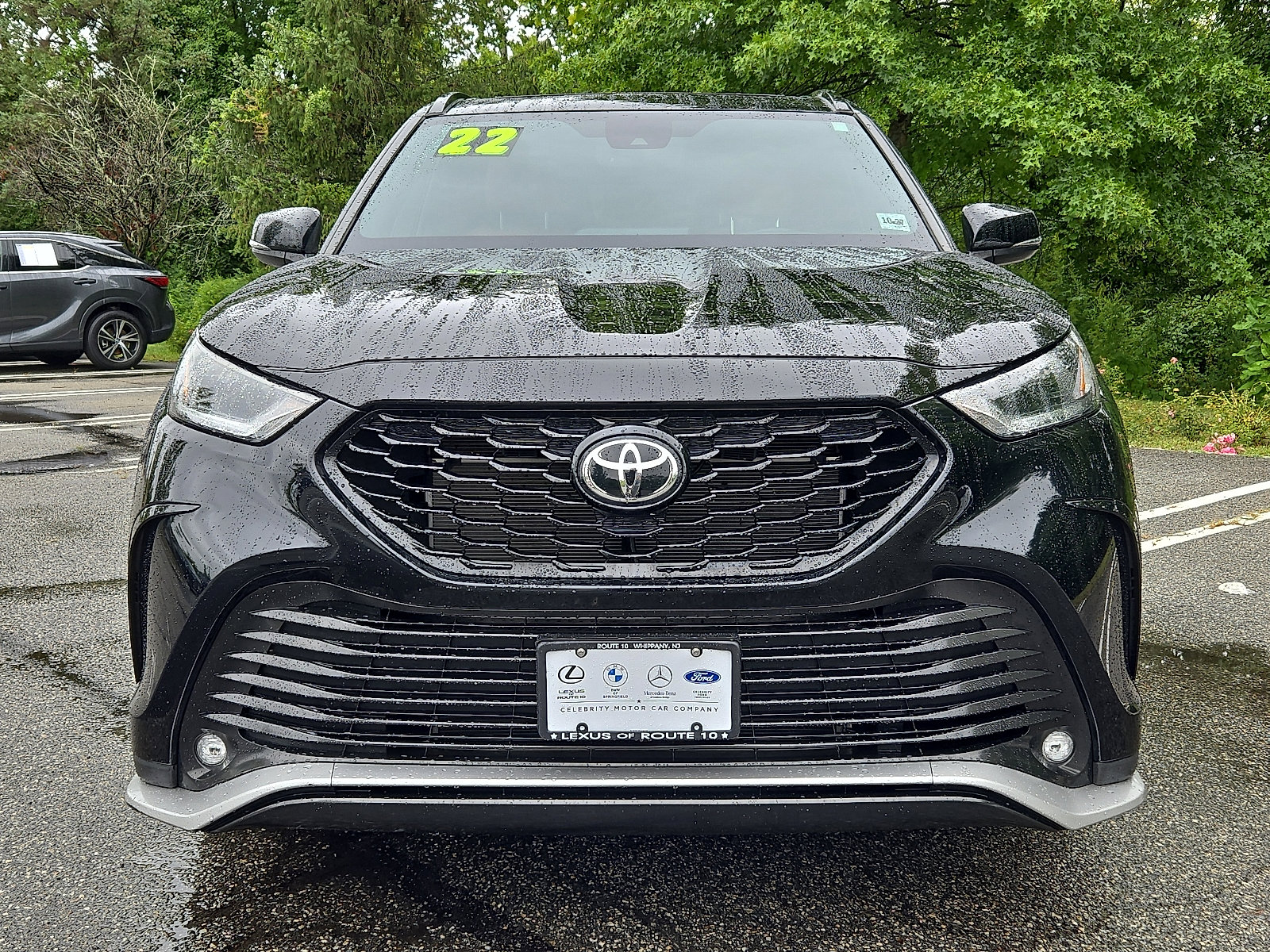 Used 2022 Toyota Highlander XSE w/ Protection Package #3 (TMS) image 2