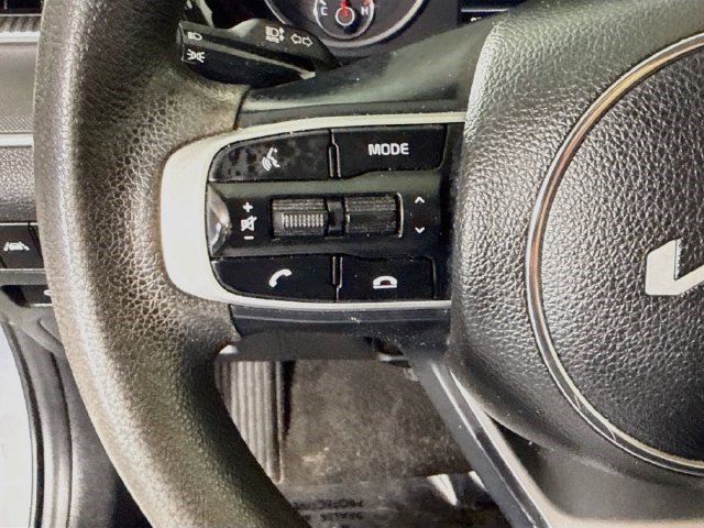 Used 2023 Kia K5 LXS FWD image 13