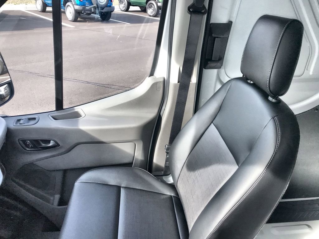 New 2026 Ford Transit 250 148 Medium Roof image 22