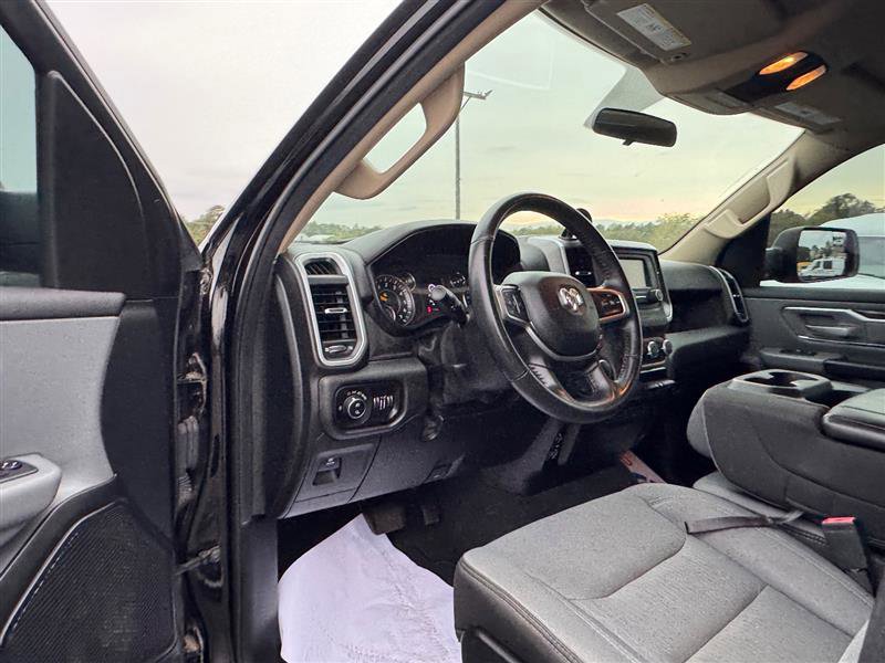 Used 2019 RAM 1500 Big Horn image 34
