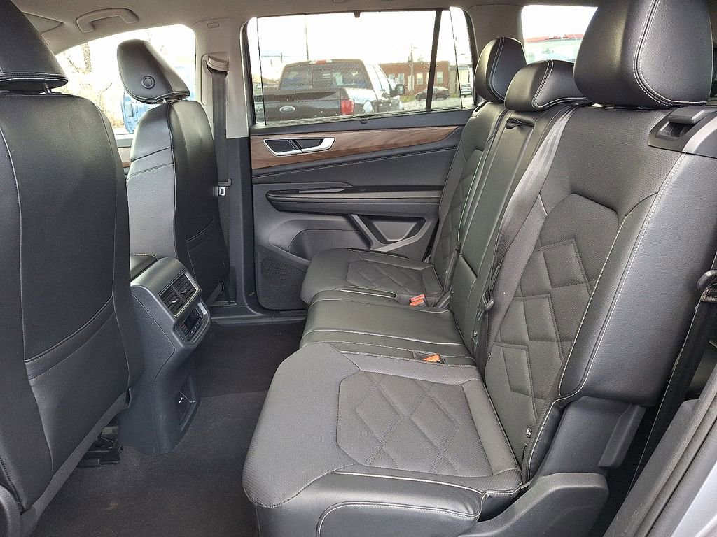 Used 2024 Volkswagen Atlas SE image 5