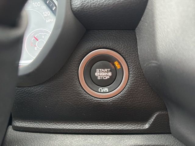 Used 2025 RAM 3500 Big Horn image 24