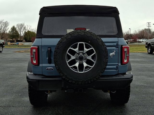 Used 2022 Ford Bronco Badlands image 8