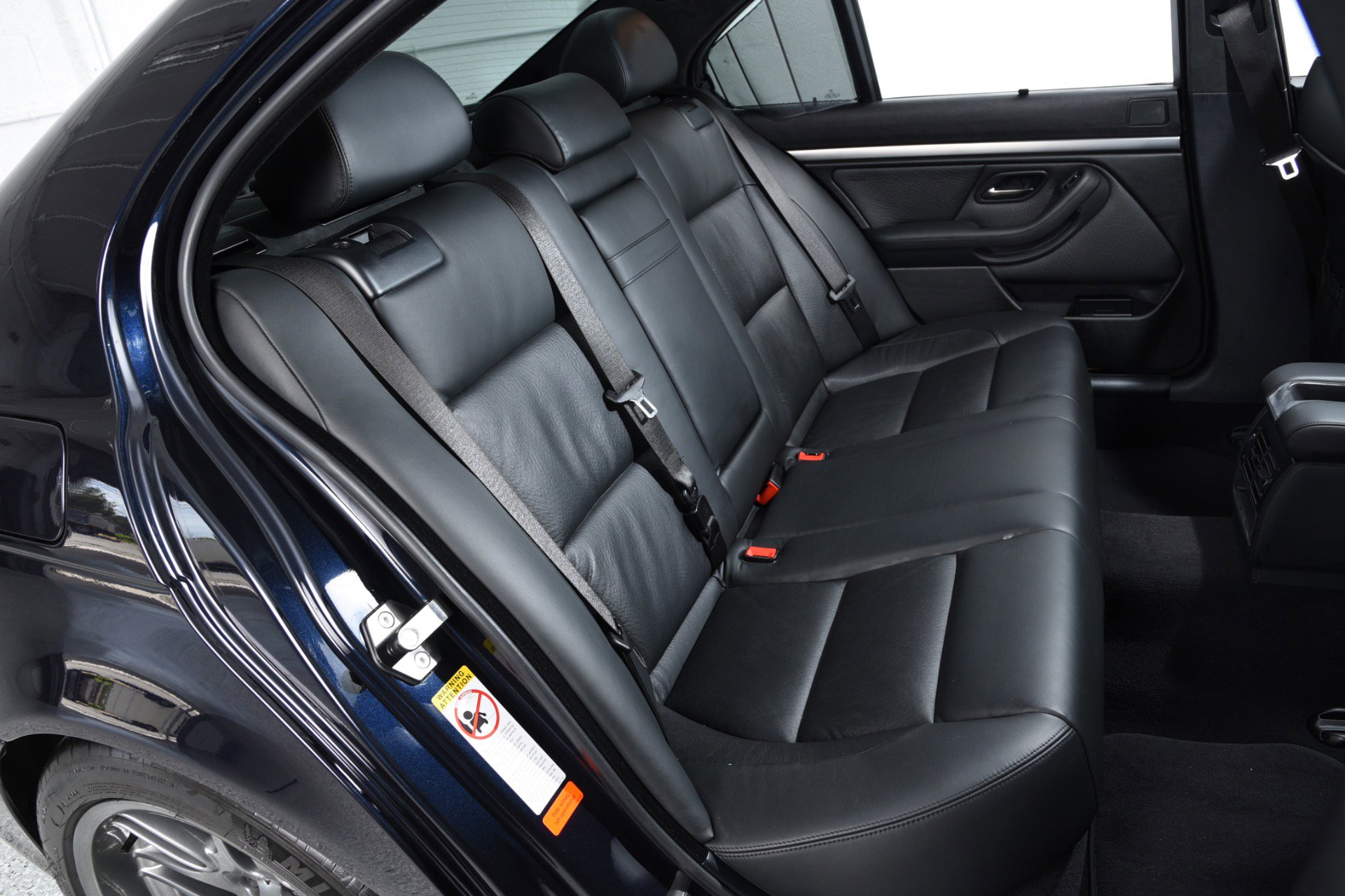 Used 2003 BMW M5 RWD image 24