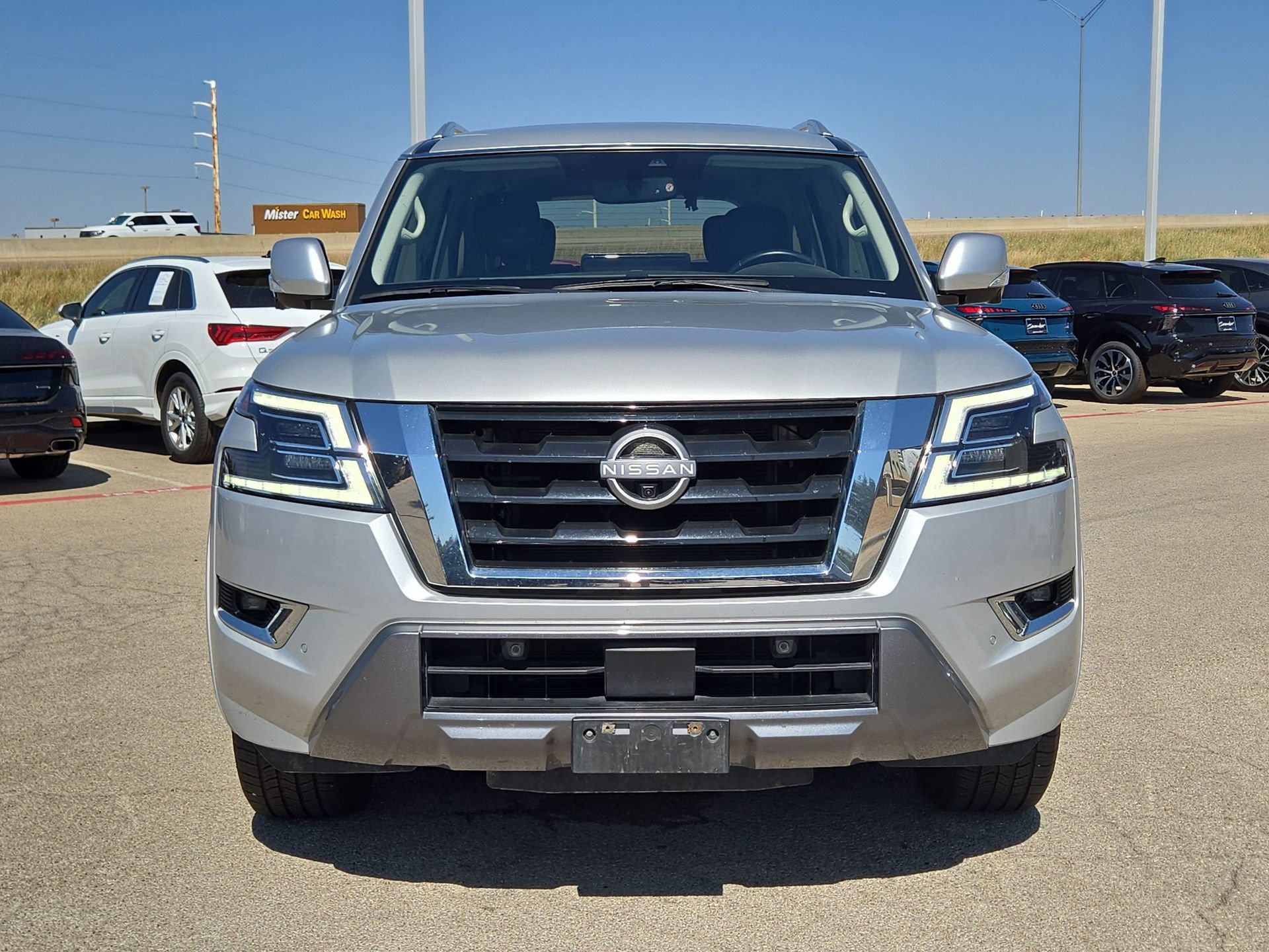 Used 2024 Nissan Armada SL w/ Captain's Chairs Package RWD image 10